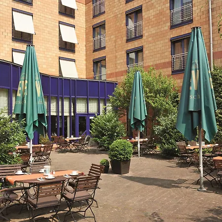 H4 Hotel Hamburg Bergedorf, Trademark Collection By Wyndham