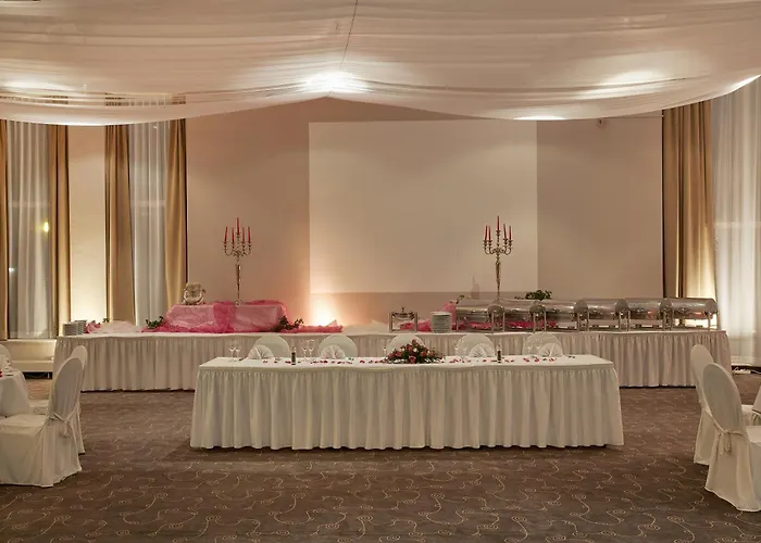 H4 Bergedorf, Trademark Collection By Wyndham Hotel 4*