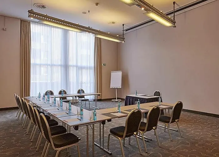 H4 Bergedorf, Trademark Collection By Wyndham Hotel 4*